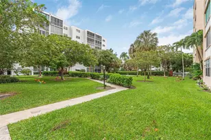 609 NE 14th Ave, Hallandale Beach, FL 33009 - Photo 17