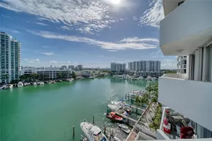 7933 West Dr, North Bay Village, FL 33141 - Photo 25