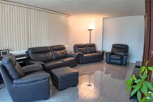 3113 S Ocean Dr, Hallandale Beach, FL 33009 - Photo 9