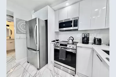 2851 NE 183rd St #1508E, Aventura, FL 33160 - Photo 9