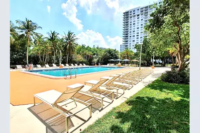 2851 NE 183rd St #1508E, Aventura, FL 33160 - Photo 25