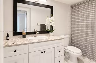 2851 NE 183rd St, Aventura, FL 33160 - Photo 11