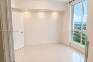 350 S Miami Ave, Miami, FL 33130 - Photo 7