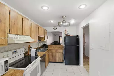 1270 NW 99th Ave #60, Pembroke Pines, FL 33024 - Photo 11