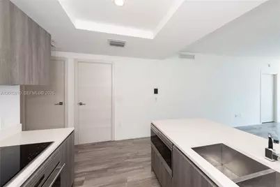 801 S Miami Ave #1602, Miami, FL 33130 - Photo 11