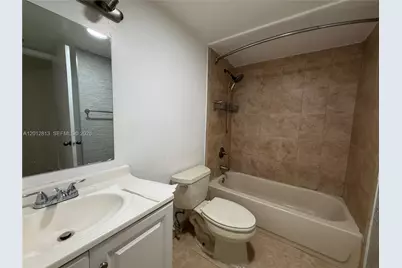 8100 Geneva Ct #241, Doral, FL 33166 - Photo 7