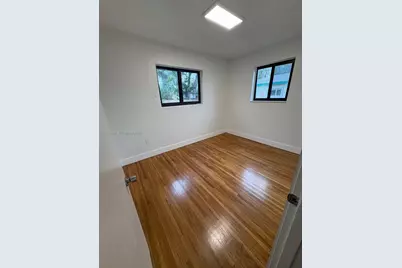 16901 NE 6th Ave, North Miami Beach, FL 33162 - Photo 7