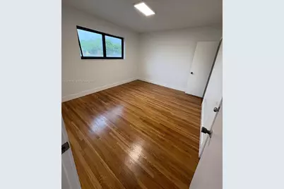 16901 NE 6th Ave, North Miami Beach, FL 33162 - Photo 3