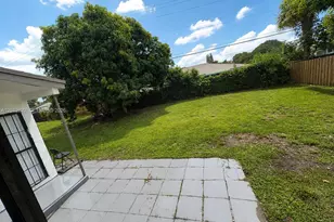 16901 NE 6th Ave, North Miami Beach, FL 33162 - Photo 9
