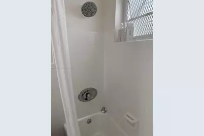 901 10th St #6, Miami Beach, FL 33139 - Photo 9