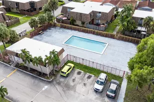2450 W 67th Pl, Hialeah, FL 33016 - Photo 27