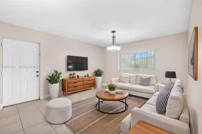 3690 N 56th Ave #903, Hollywood, FL 33021 - Photo 5