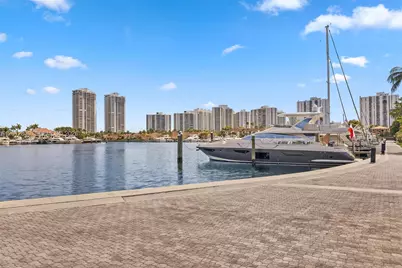 21216 Harbor Way #158-15, Aventura, FL 33180 - Photo 45
