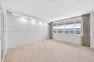 1 Grove Isle Dr, Miami, FL 33133 - Photo 17