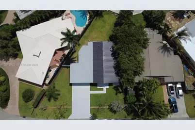 2416 NE 19th Ter, Wilton Manors, FL 33305 - Photo 3