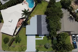 2416 NE 19th Terrace, Wilton Manors, FL 33305 - Photo 3