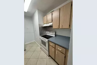 1201 Lake Victoria Dr #V, West Palm Beach, FL 33411 - Photo 1