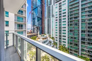 227 NE 2nd St, Miami, FL 33132 - Photo 7