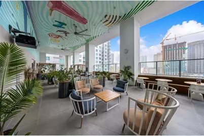 227 NE 2nd St #1909, Miami, FL 33132 - Photo 15
