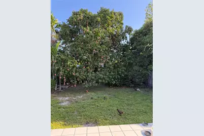 399 W 12th St, Hialeah, FL 33010 - Photo 27