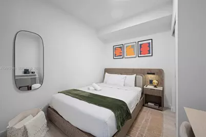 580 72nd St #611, Miami Beach, FL 33141 - Photo 5