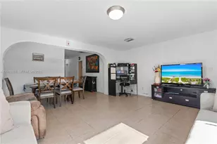 5300 NW 30th Pl, Miami, FL 33142 - Photo 13