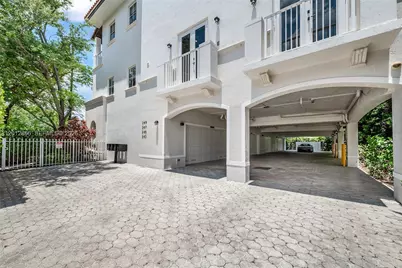 345 Madeira Ave #345, Coral Gables, FL 33134 - Photo 17
