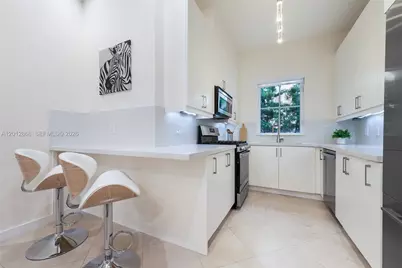 345 Madeira Ave #345, Coral Gables, FL 33134 - Photo 7