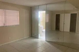 1702 McKinley St, Hollywood, FL 33020 - Photo 9