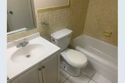 1702 McKinley St #4, Hollywood, FL 33020 - Photo 11