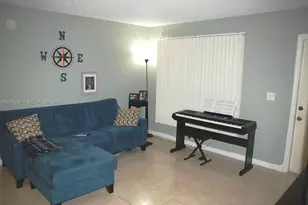 10025 Winding Lake Rd, Sunrise, FL 33351 - Photo 5