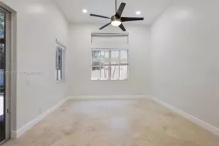 1290 Camellia Ln, Weston, FL 33326 - Photo 19