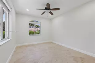 1290 Camellia Ln, Weston, FL 33326 - Photo 39
