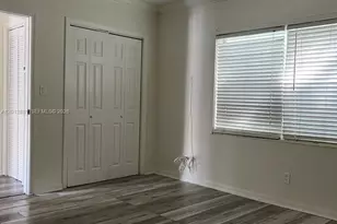 915 N 19th Ave, Hollywood, FL 33020 - Photo 21