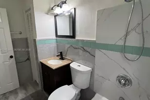 915 N 19th Ave, Hollywood, FL 33020 - Photo 27