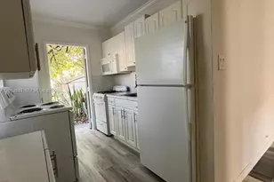 915 N 19th Ave, Hollywood, FL 33020 - Photo 3