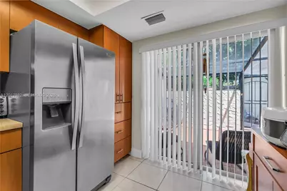 9820 NW 65th Ct #B13, Tamarac, FL 33321 - Photo 9