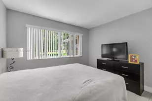 9820 NW 65th Ct, Tamarac, FL 33321 - Photo 25
