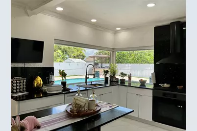 11251 SW 181st St, Miami, FL 33157 - Photo 15