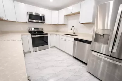 903 Cypress Ter #205, Pompano Beach, FL 33069 - Photo 7