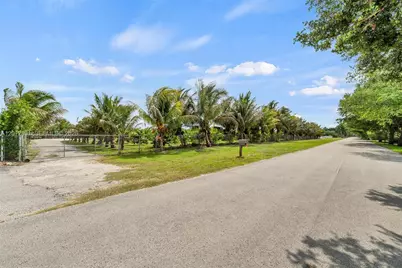 104 SW St, Miami, FL 33196 - Photo 9