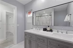 632 S Crescent Dr, Hollywood, FL 33021 - Photo 19