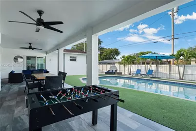 632 S Crescent Dr, Hollywood, FL 33021 - Photo 3