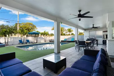632 S Crescent Dr, Hollywood, FL 33021 - Photo 1
