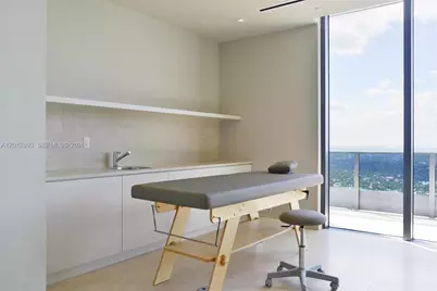 1000 Brickell Plz #3014, Miami, FL 33131 - Photo 29