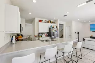 10594 W 35th Ln, Hialeah, FL 33018 - Photo 25