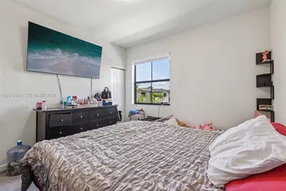 10594 W 35th Ln, Hialeah, FL 33018 - Photo 51