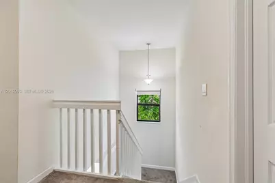 10594 W 35th Ln, Hialeah, FL 33018 - Photo 33