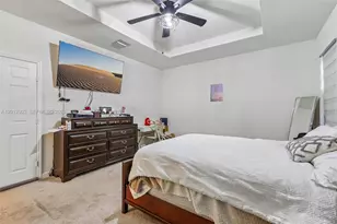 10594 W 35th Ln, Hialeah, FL 33018 - Photo 39