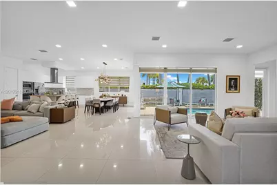 7509 NW 99th Ave, Doral, FL 33178 - Photo 5